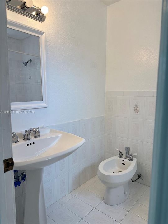 En Renta: $3,200 (3 camas, 2 baños, 2079 Pies cuadrados)