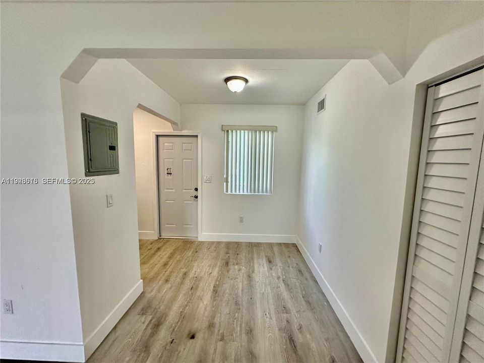 For Sale: $599,000 (0 beds, 0 baths, 1394 Square Feet)