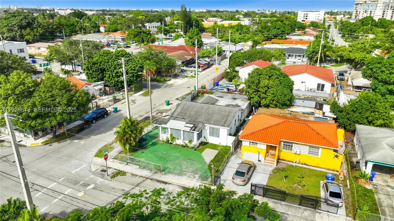 待售: $500,000 (4 贝兹, 2 浴室, 1574 平方英尺)