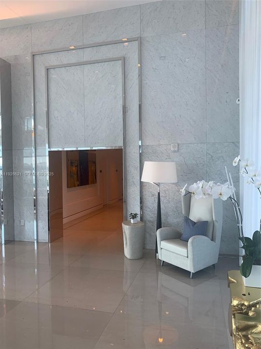 В аренду: $5,000 (1 спален, 1 ванн, 777 Квадратных фут)