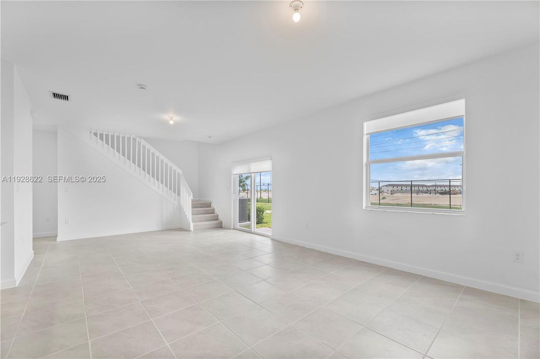 For Rent: $3,300 (4 beds, 2 baths, 0 Square Feet)