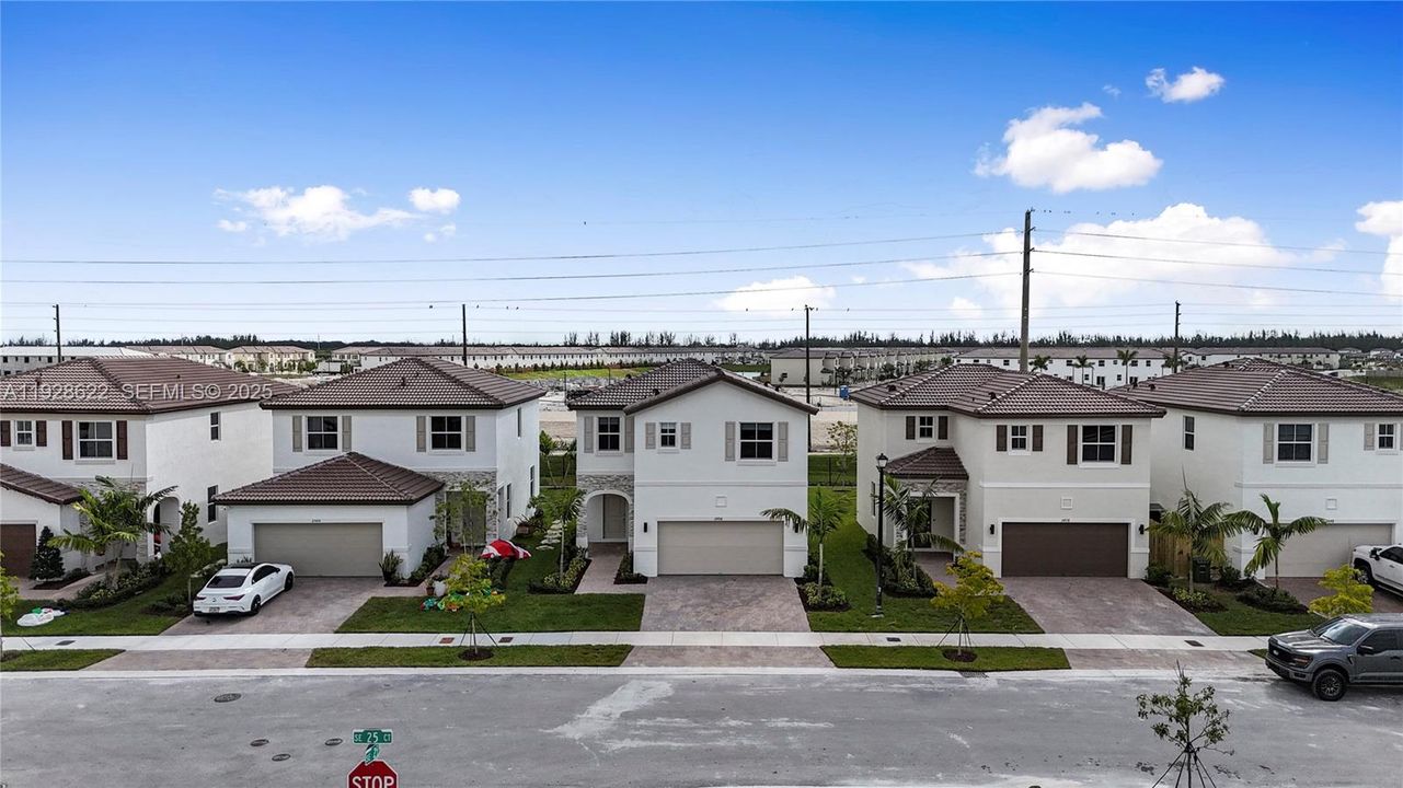 For Rent: $3,300 (4 beds, 2 baths, 0 Square Feet)