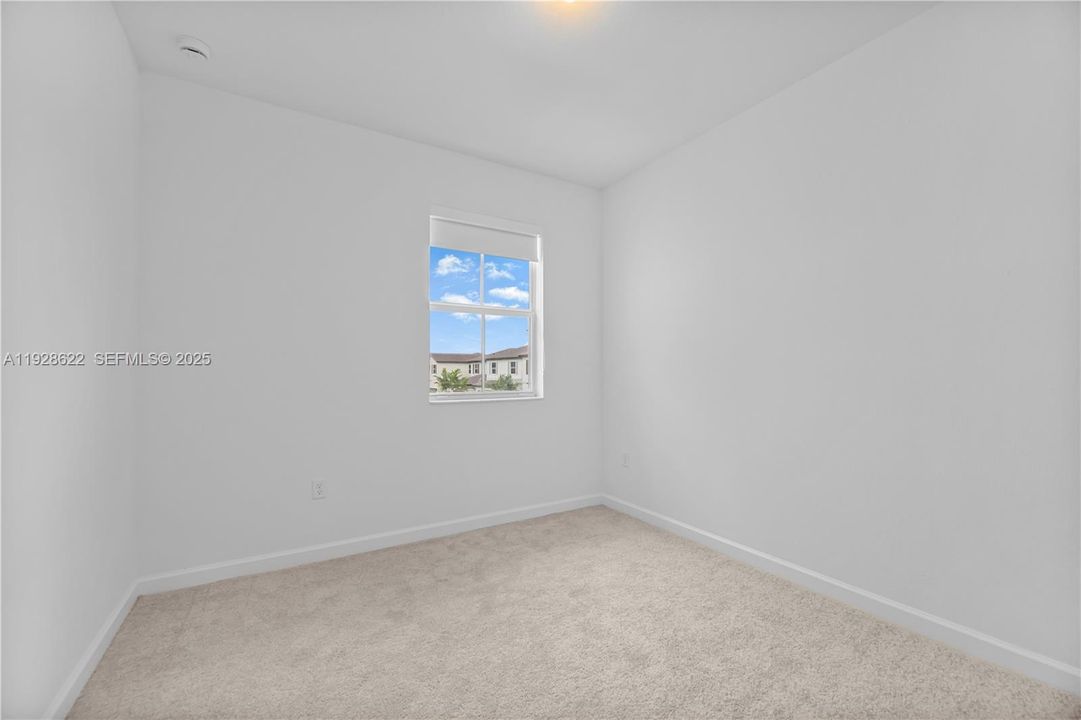 For Rent: $3,300 (4 beds, 2 baths, 0 Square Feet)