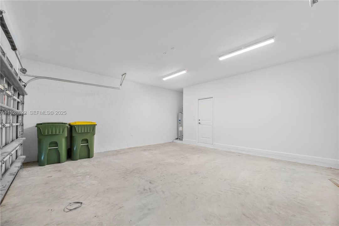 For Rent: $3,300 (4 beds, 2 baths, 0 Square Feet)