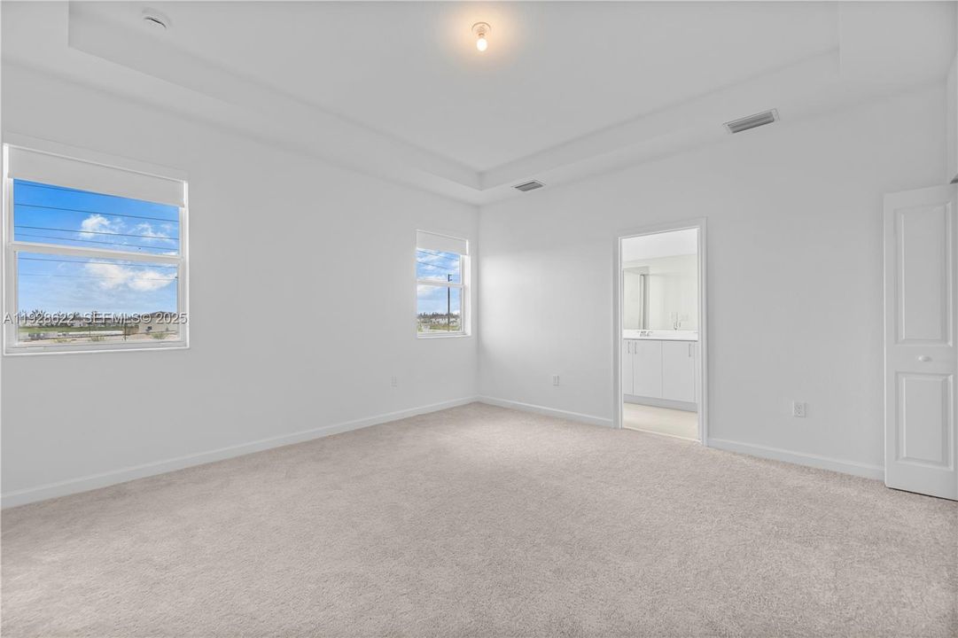 For Rent: $3,300 (4 beds, 2 baths, 0 Square Feet)