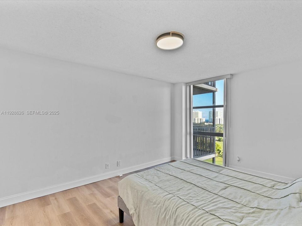 В аренду: $2,750 (2 спален, 2 ванн, 1157 Квадратных фут)