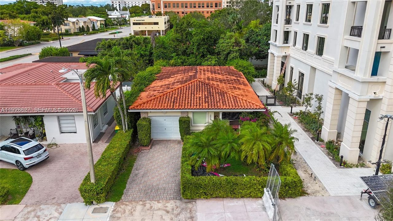 En Venta: $1,499,000 (2 camas, 2 baños, 1228 Pies cuadrados)