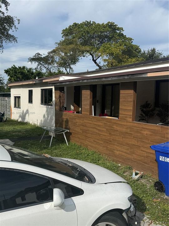 В аренду: $3,500 (3 спален, 2 ванн, 1769 Квадратных фут)