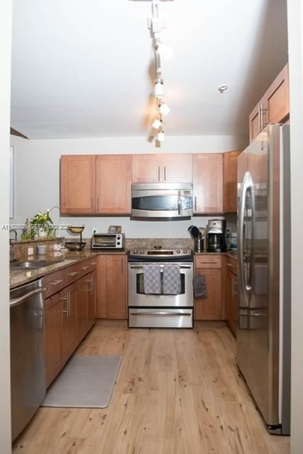 На продажу: $407,000 (1 спален, 1 ванн, 1142 Квадратных фут)