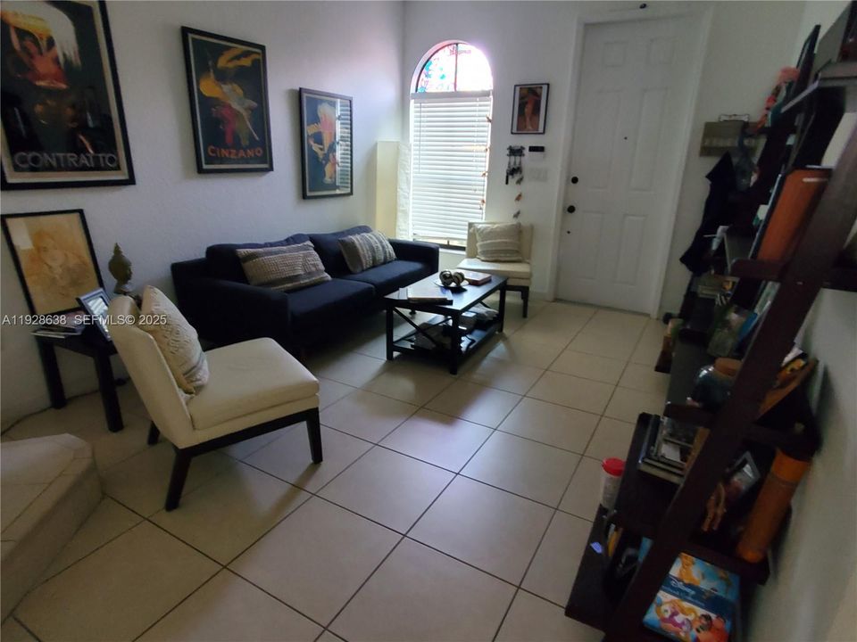 For Rent: $3,500 (3 beds, 2 baths, 1854 Square Feet)