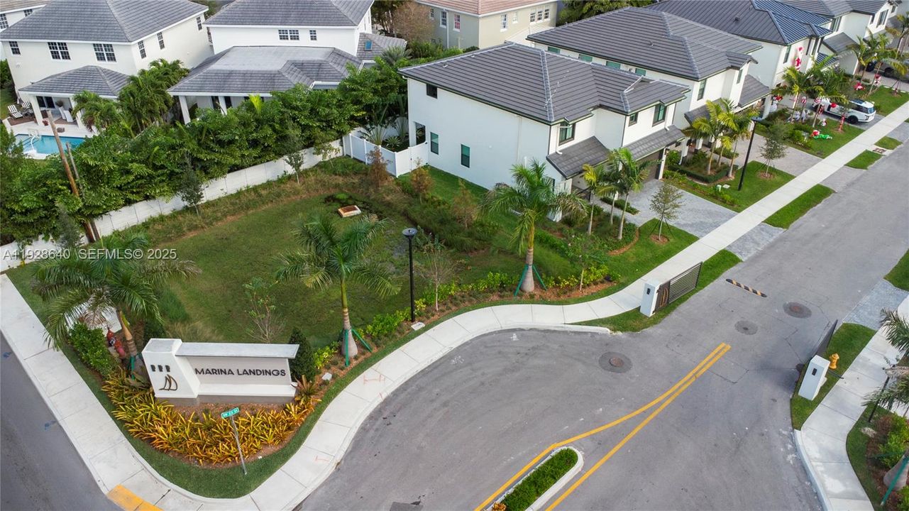 For Rent: $8,000 (4 beds, 4 baths, 0 Square Feet)