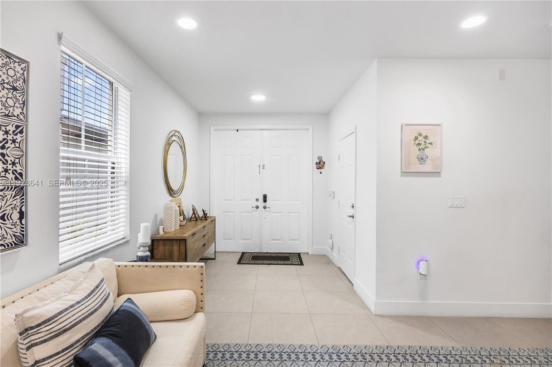 For Rent: $7,000 (5 beds, 5 baths, 3160 Square Feet)