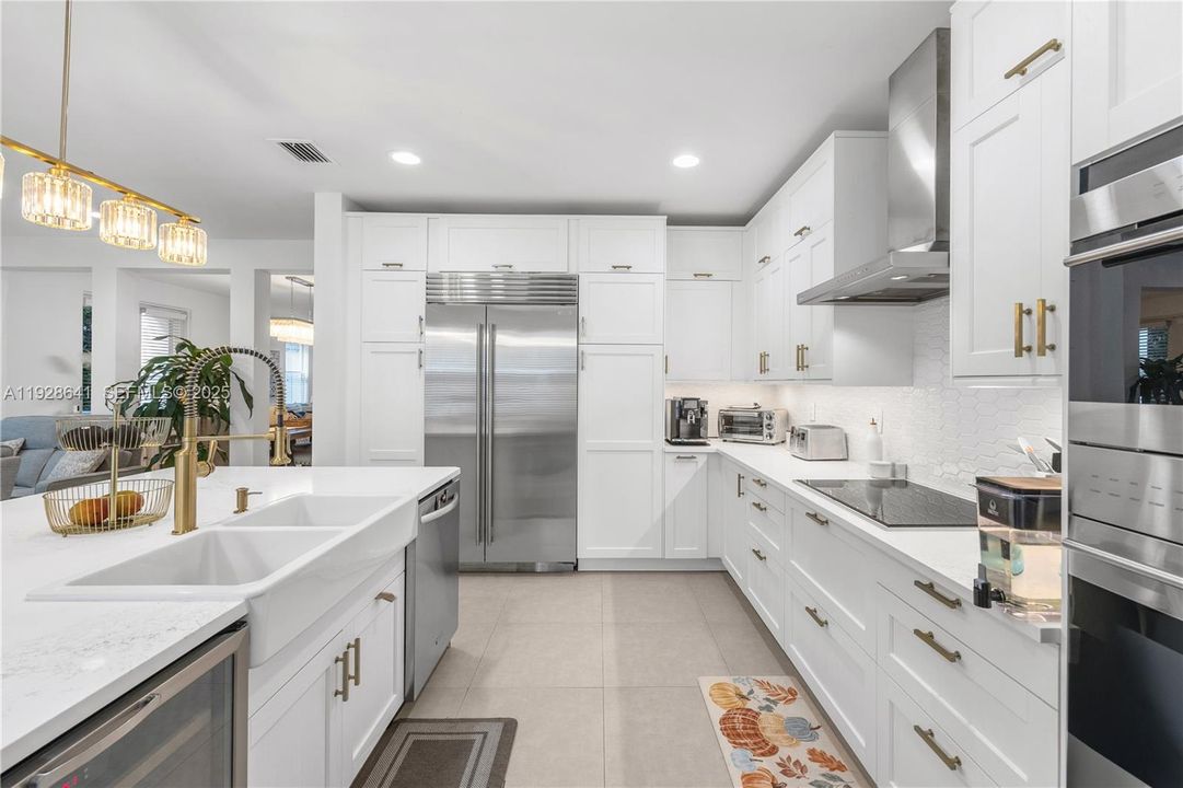 For Rent: $7,000 (5 beds, 5 baths, 3160 Square Feet)