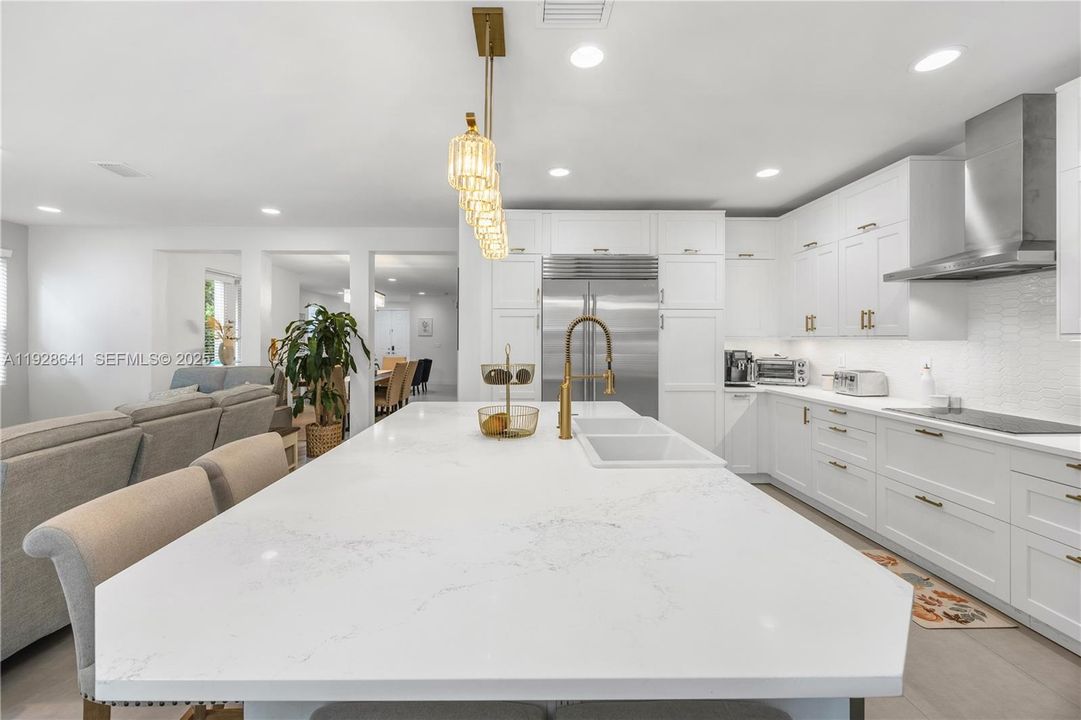 For Rent: $7,000 (5 beds, 5 baths, 3160 Square Feet)