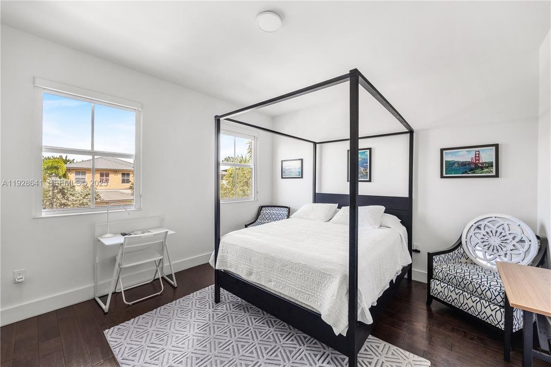 For Rent: $7,000 (5 beds, 5 baths, 3160 Square Feet)