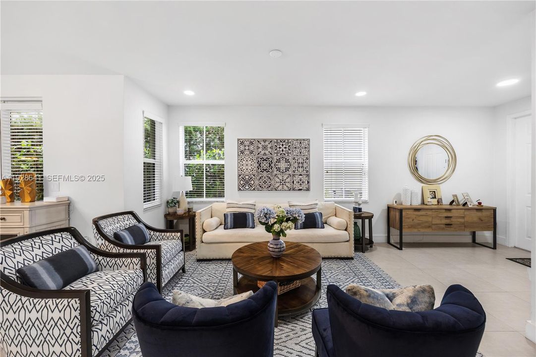 For Rent: $7,000 (5 beds, 5 baths, 3160 Square Feet)