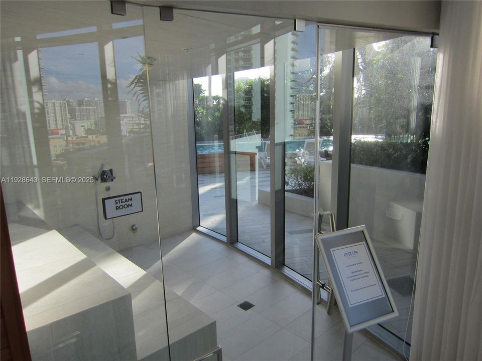 В аренду: $3,650 (1 спален, 1 ванн, 745 Квадратных фут)