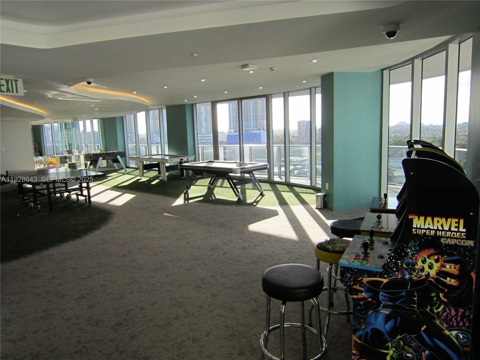 В аренду: $3,650 (1 спален, 1 ванн, 745 Квадратных фут)