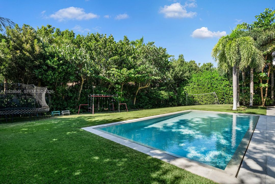 En Venta: $11,500,000 (7 camas, 5 baños, 5008 Pies cuadrados)