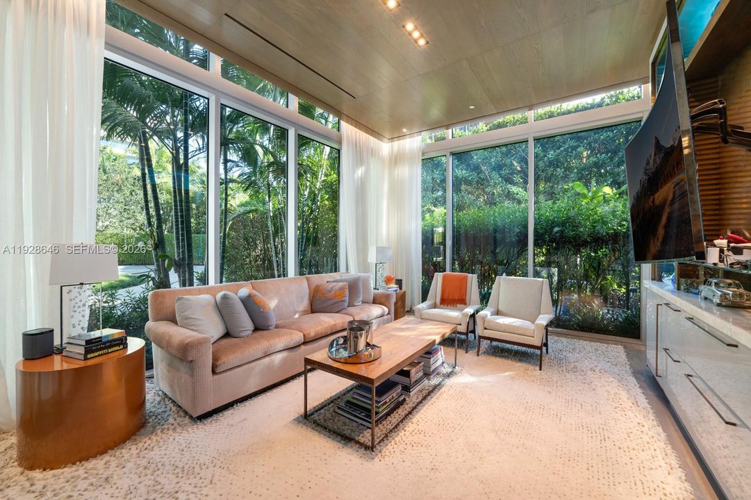 En Venta: $11,500,000 (7 camas, 5 baños, 5008 Pies cuadrados)