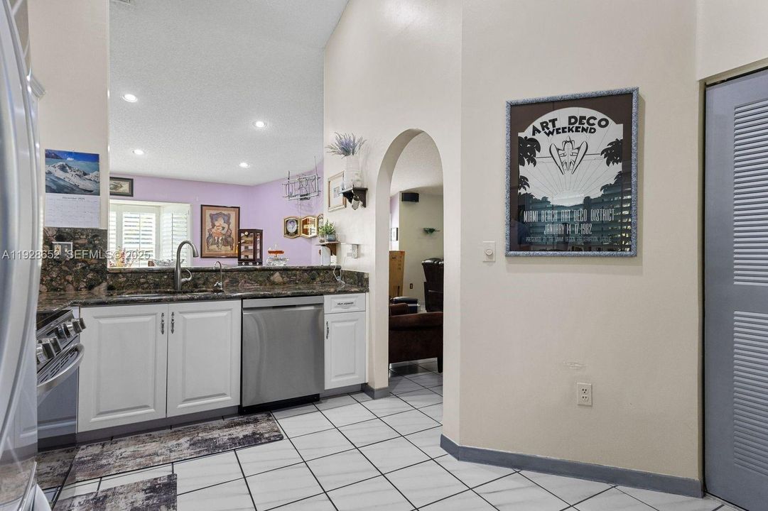 For Sale: $649,000 (3 beds, 2 baths, 1595 Square Feet)