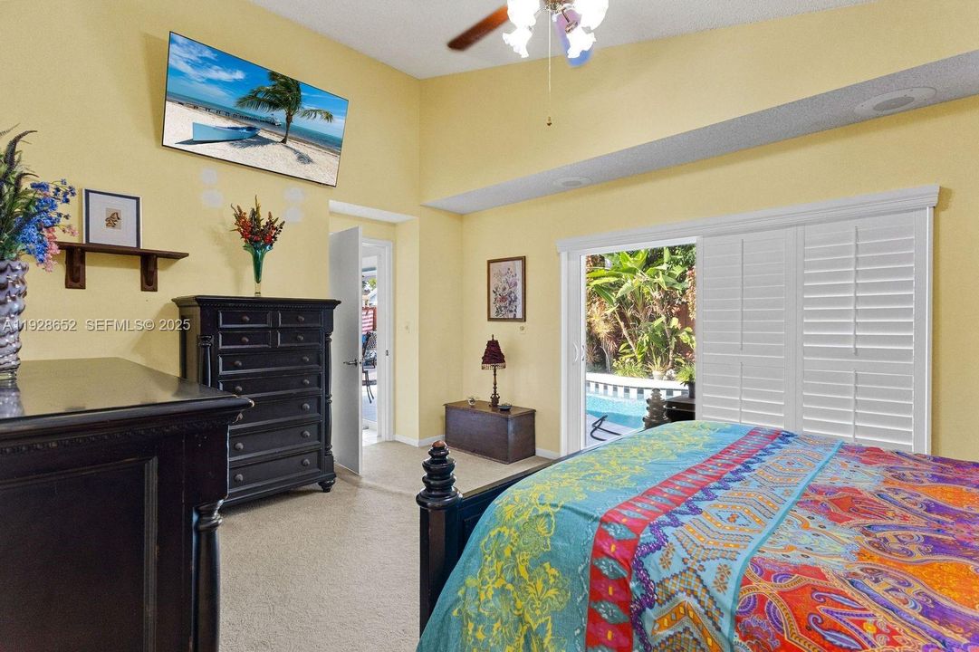 For Sale: $649,000 (3 beds, 2 baths, 1595 Square Feet)