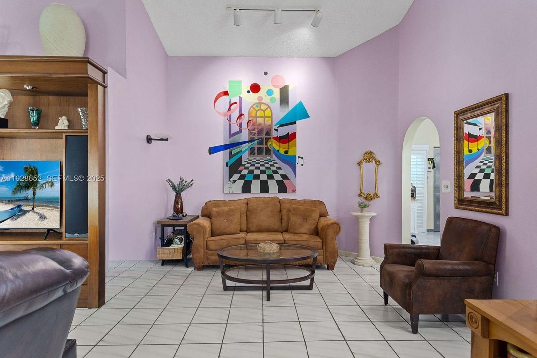 For Sale: $649,000 (3 beds, 2 baths, 1595 Square Feet)