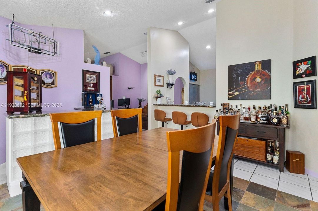 For Sale: $649,000 (3 beds, 2 baths, 1595 Square Feet)