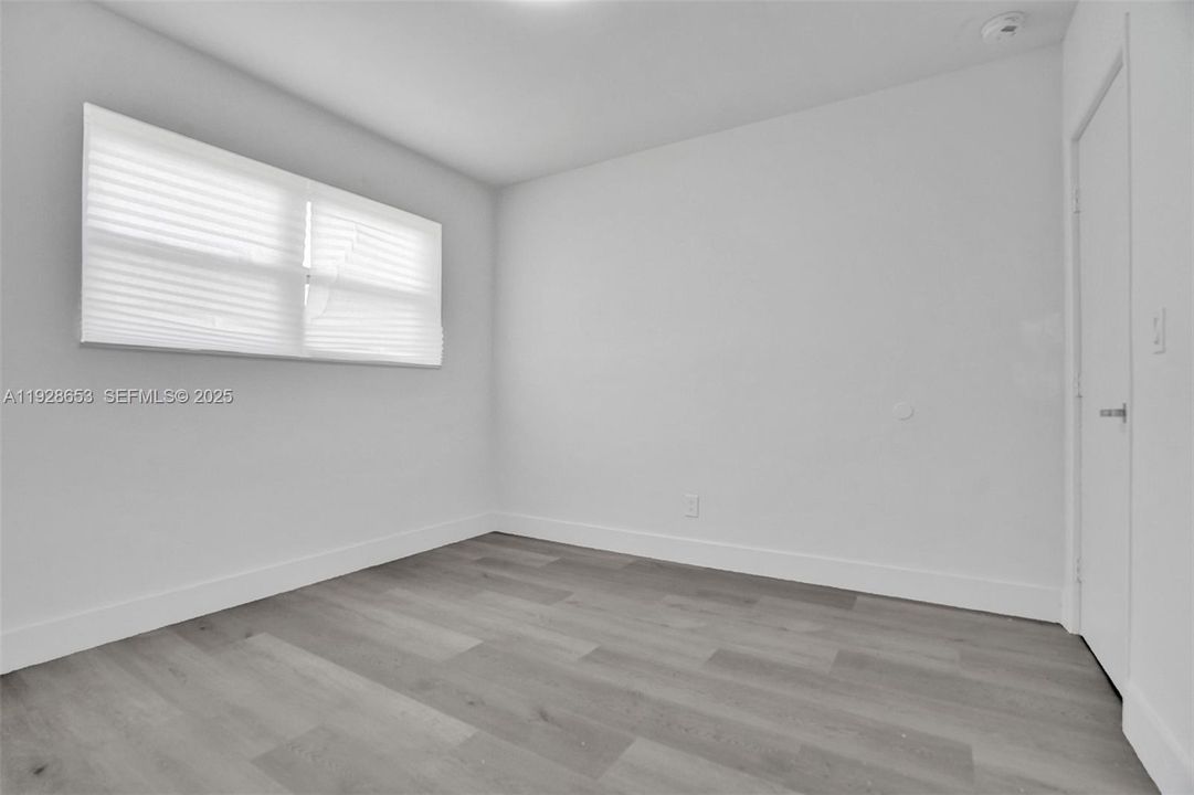 На продажу: $799,999 (4 спален, 3 ванн, 1368 Квадратных фут)