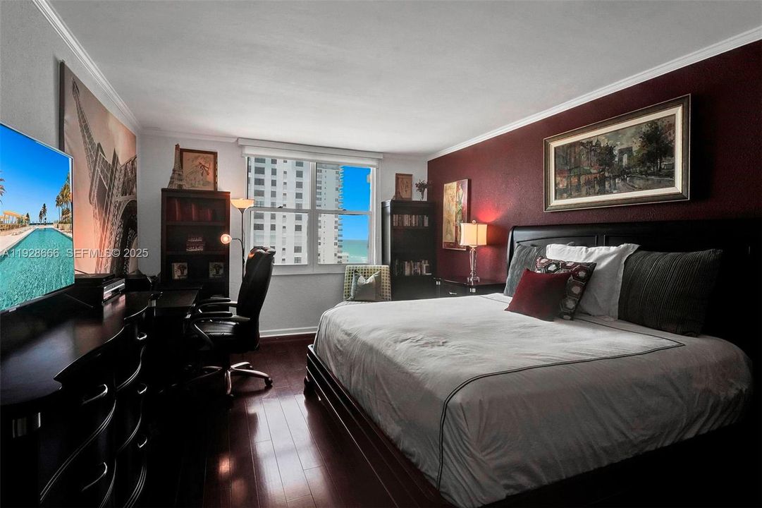 For Rent: $4,500 (2 beds, 2 baths, 1198 Square Feet)