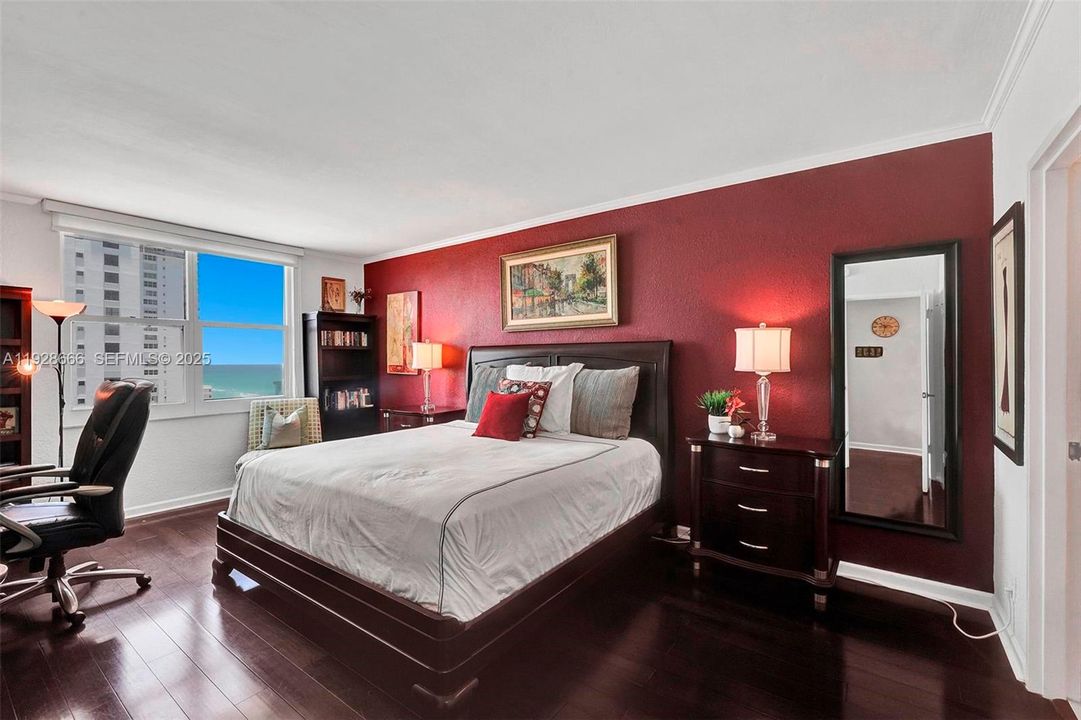 For Rent: $4,500 (2 beds, 2 baths, 1198 Square Feet)