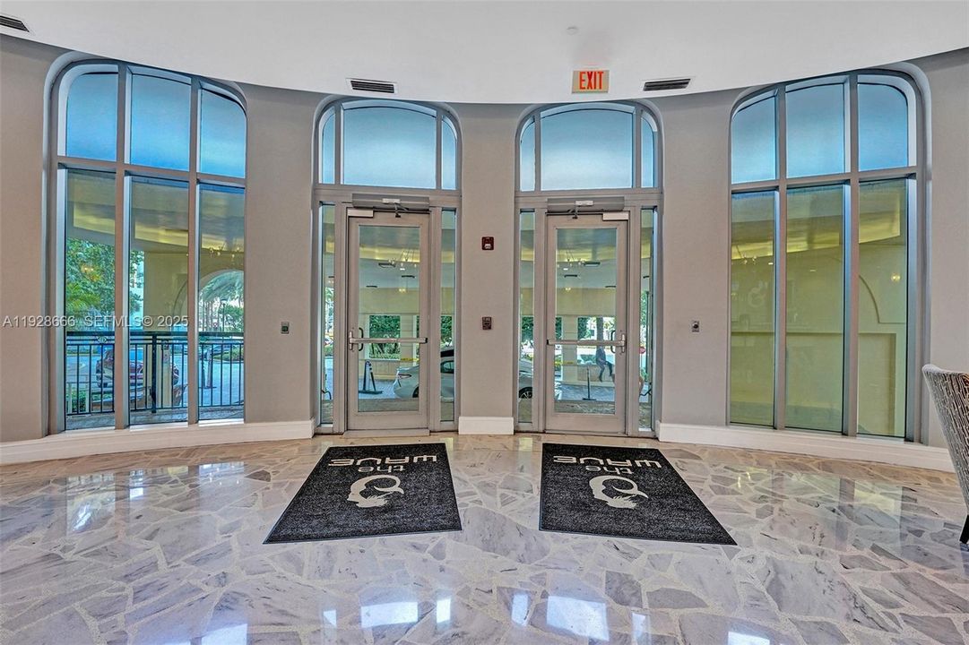 For Rent: $4,500 (2 beds, 2 baths, 1198 Square Feet)