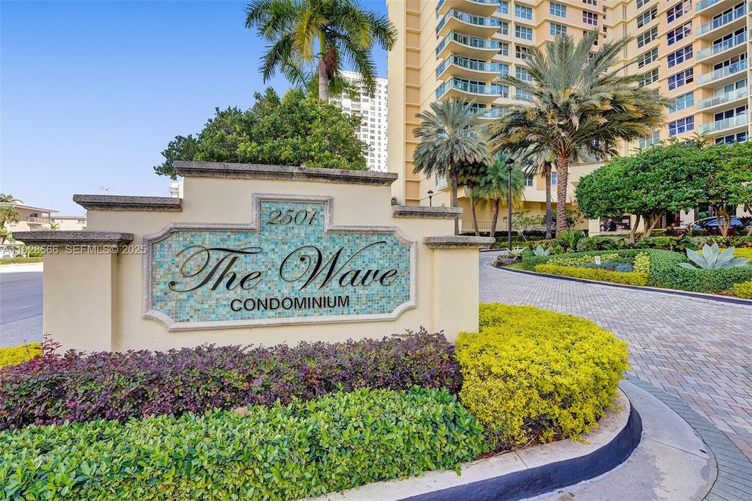 For Rent: $4,500 (2 beds, 2 baths, 1198 Square Feet)