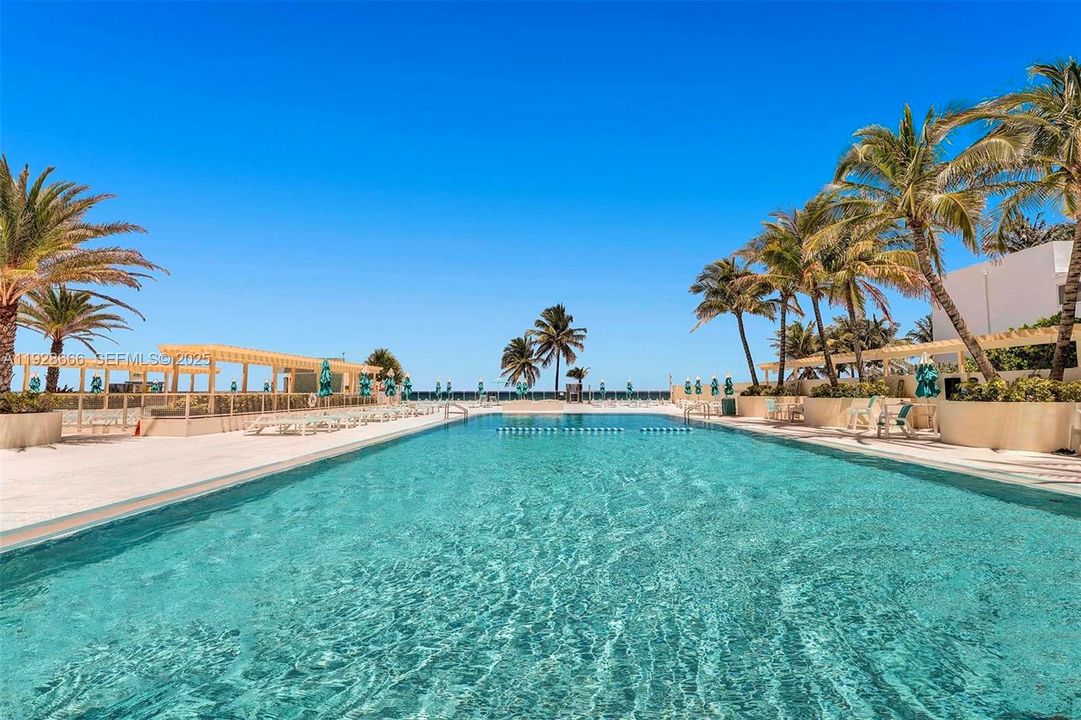 For Rent: $4,500 (2 beds, 2 baths, 1198 Square Feet)