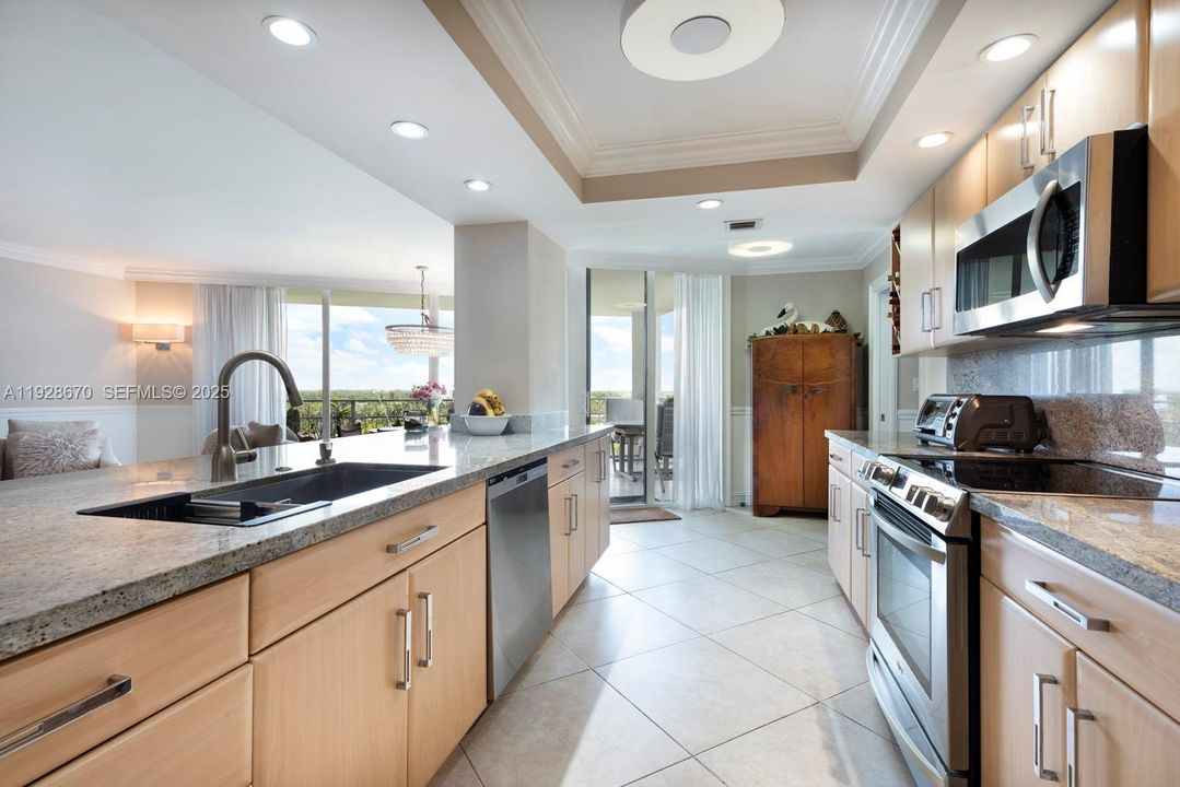 В аренду: $4,350 (2 спален, 2 ванн, 1456 Квадратных фут)