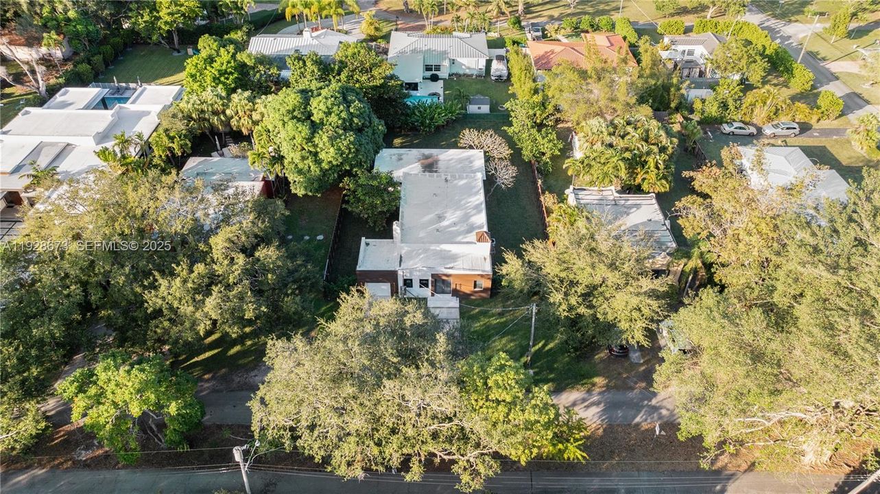 待售: $1,380,000 (4 贝兹, 3 浴室, 2460 平方英尺)