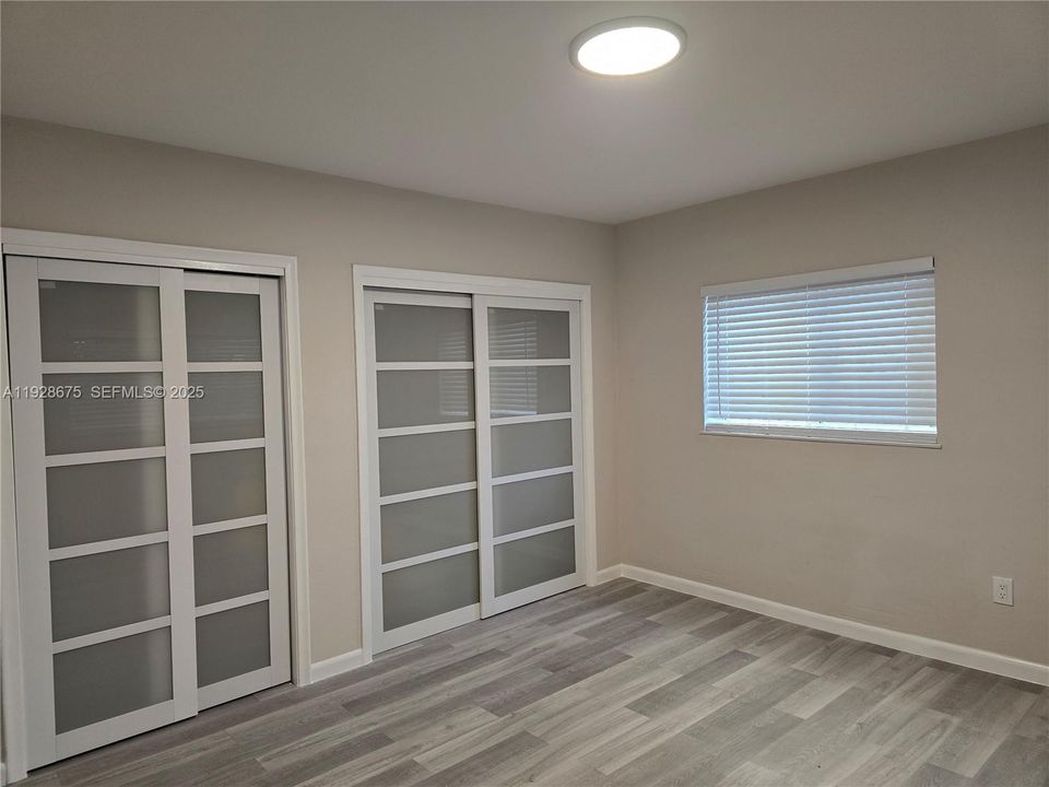 For Rent: $2,195 (1 beds, 1 baths, 700 Square Feet)