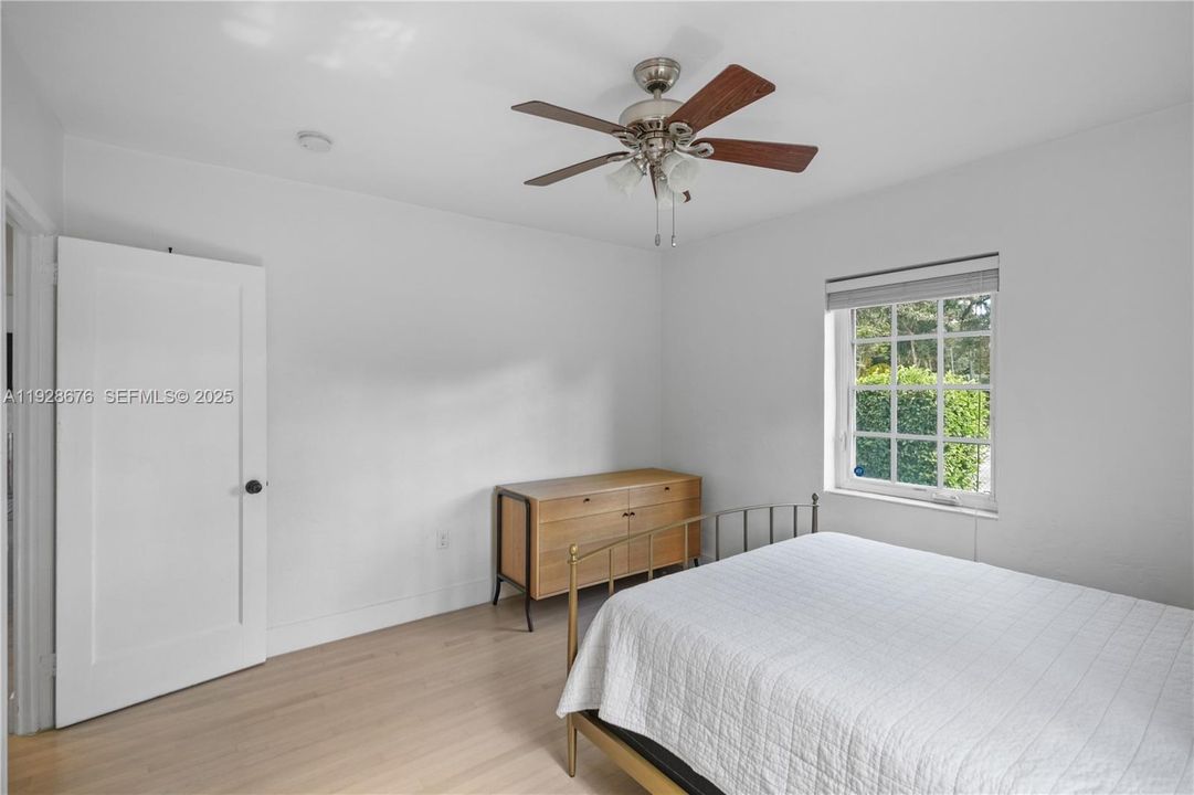 待售: $1,350,000 (3 贝兹, 2 浴室, 1515 平方英尺)