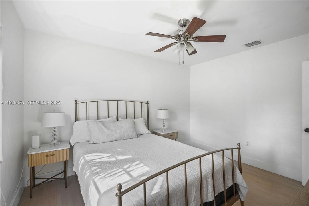 待售: $1,350,000 (3 贝兹, 2 浴室, 1515 平方英尺)