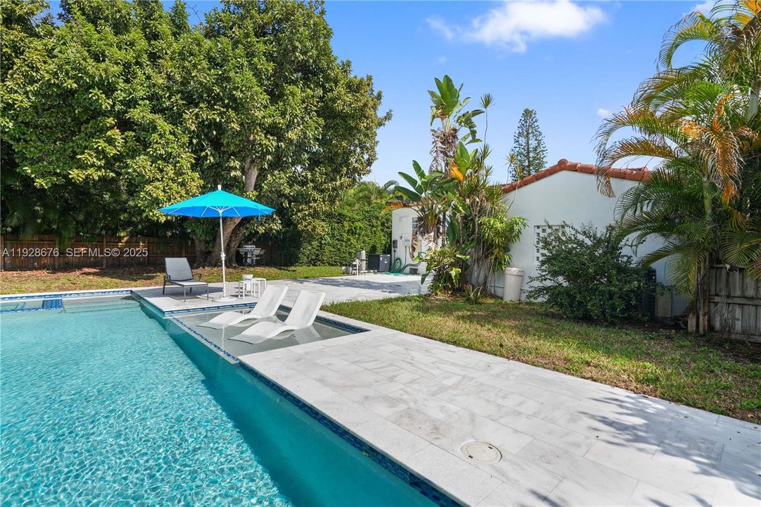 待售: $1,350,000 (3 贝兹, 2 浴室, 1515 平方英尺)