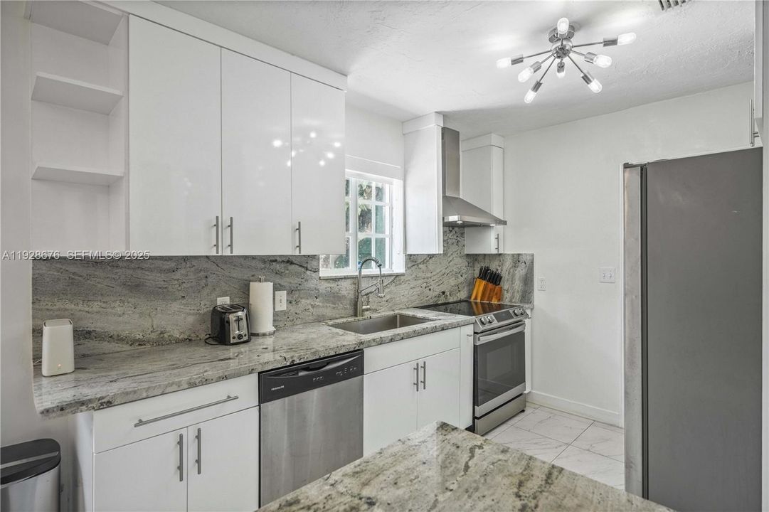 待售: $1,350,000 (3 贝兹, 2 浴室, 1515 平方英尺)