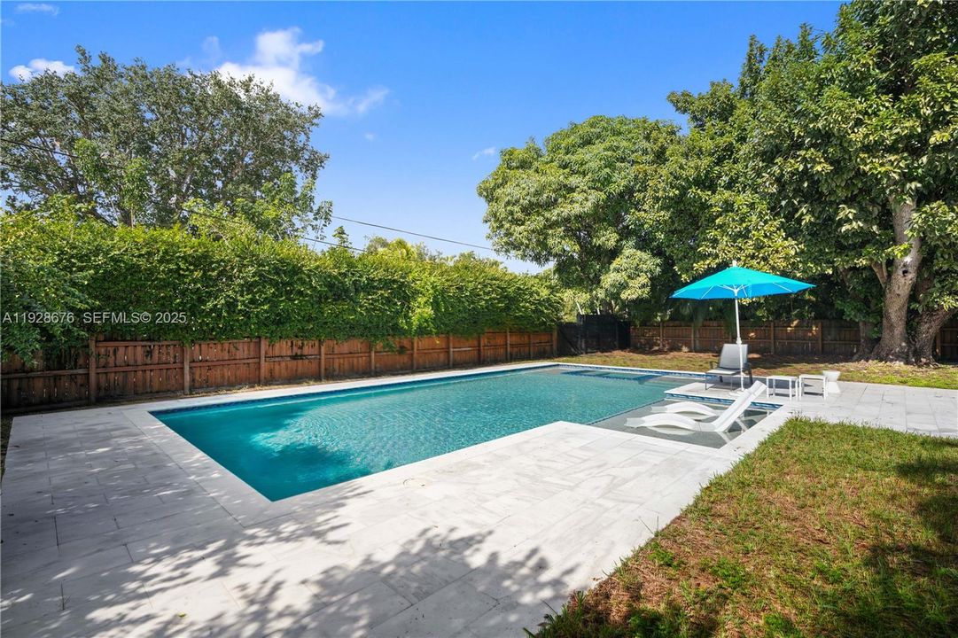 待售: $1,350,000 (3 贝兹, 2 浴室, 1515 平方英尺)