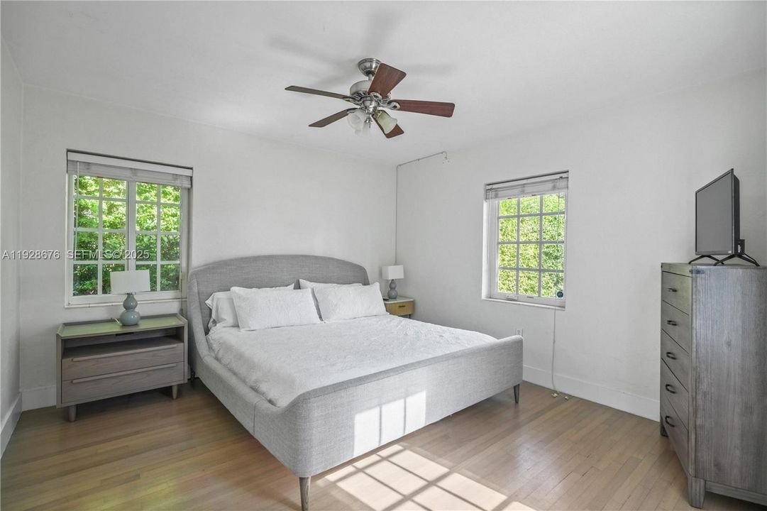 待售: $1,350,000 (3 贝兹, 2 浴室, 1515 平方英尺)