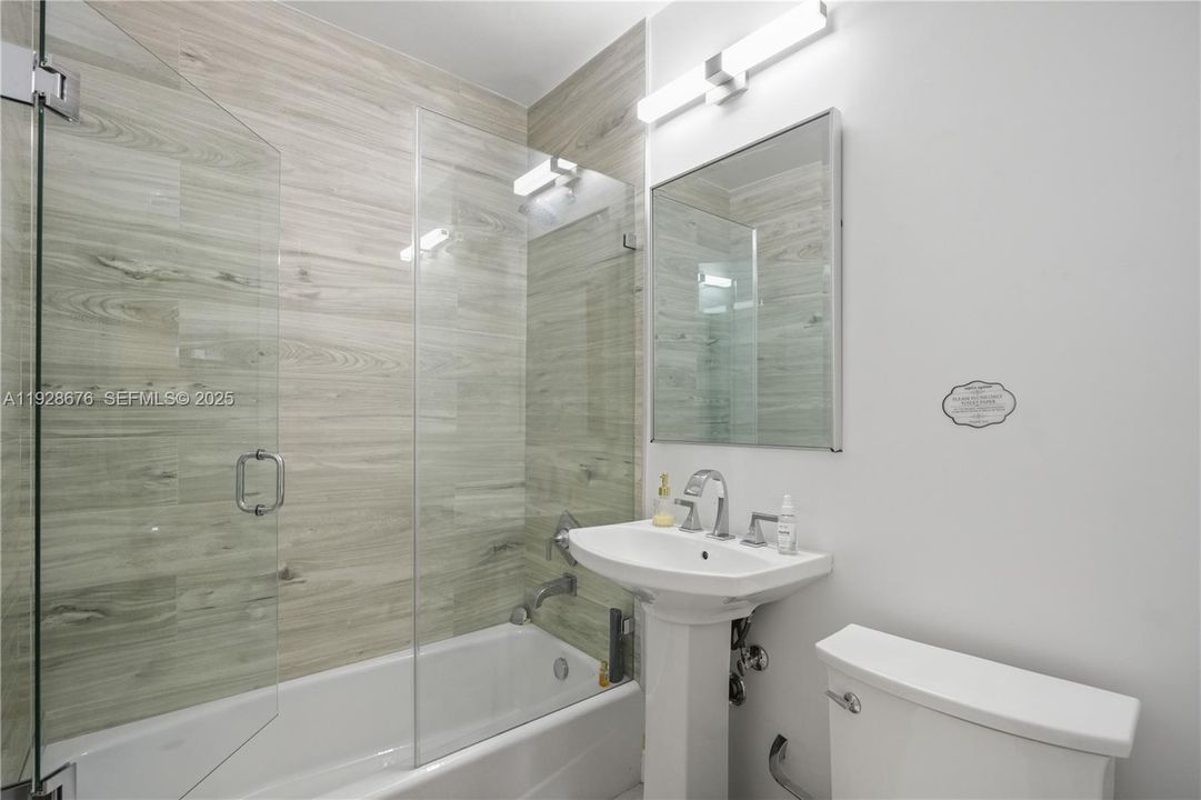 待售: $1,350,000 (3 贝兹, 2 浴室, 1515 平方英尺)