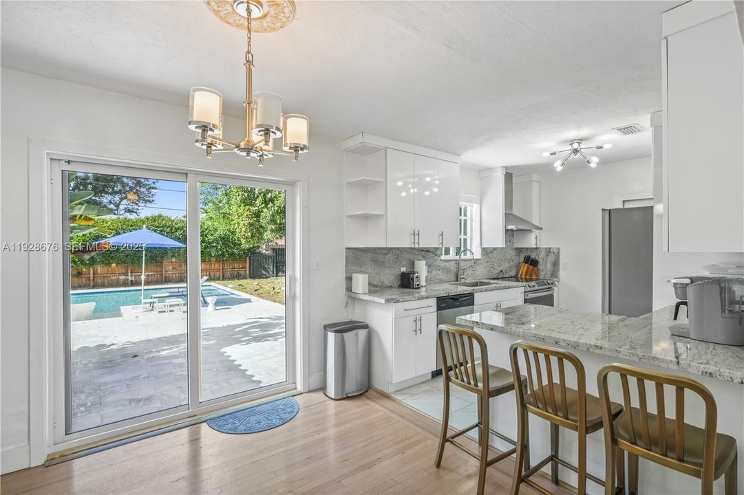 待售: $1,350,000 (3 贝兹, 2 浴室, 1515 平方英尺)