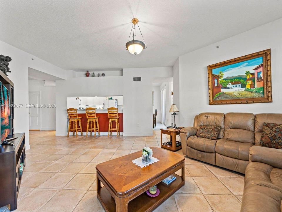 For Sale: $699,000 (3 beds, 2 baths, 2810 Square Feet)