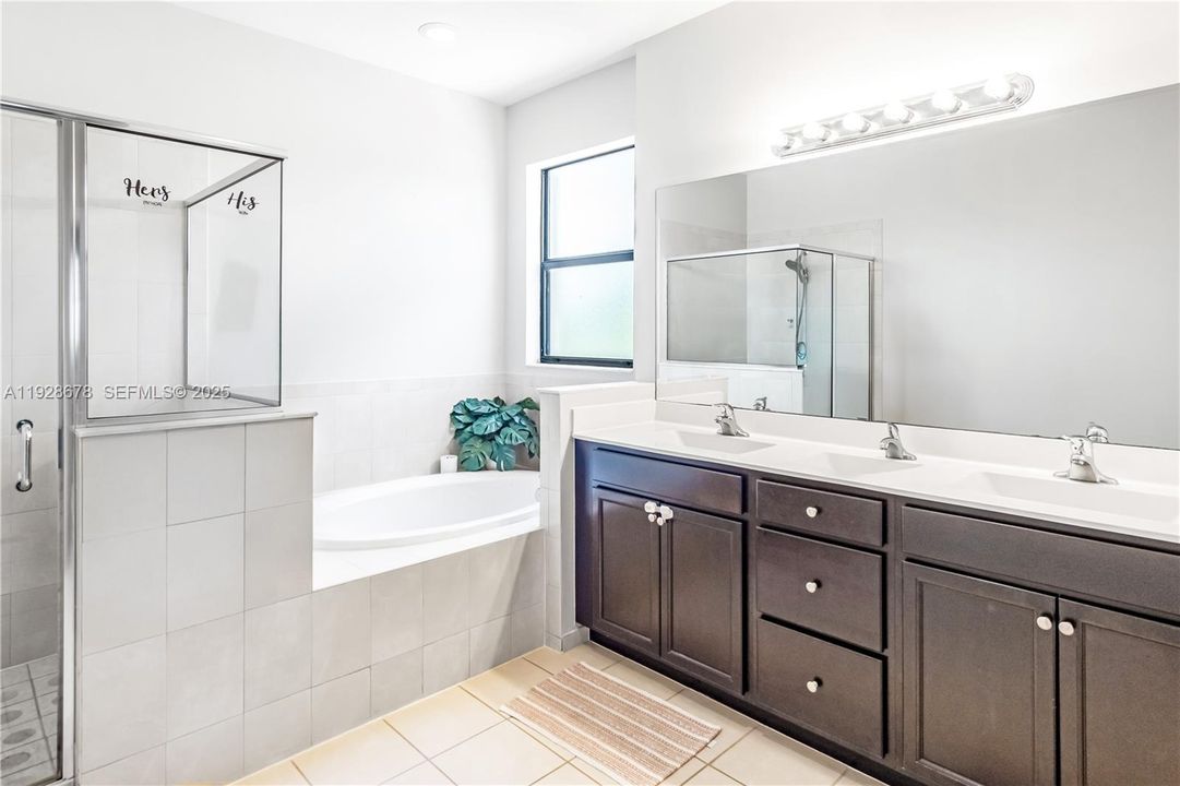 待售: $585,000 (4 贝兹, 2 浴室, 2780 平方英尺)