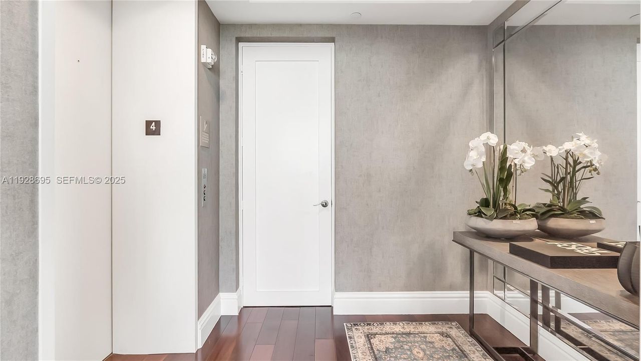 For Sale: $3,395,000 (2 beds, 2 baths, 1913 Square Feet)