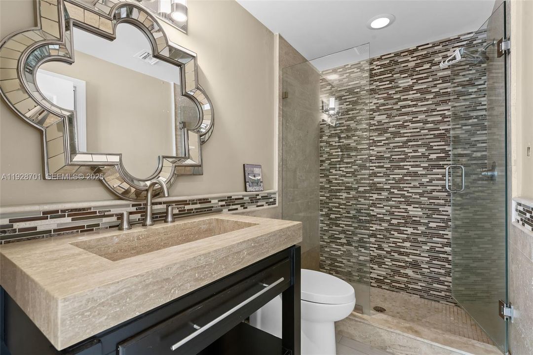 出租: $2,295 (1 贝兹, 1 浴室, 2175 平方英尺)