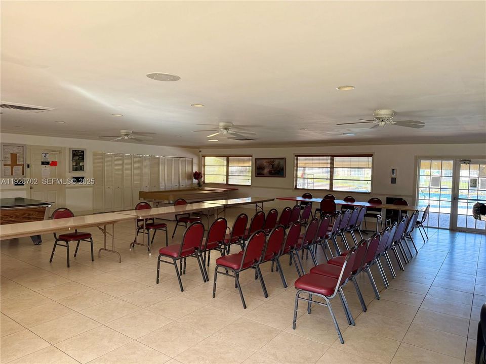 В аренду: $1,900 (1 спален, 1 ванн, 800 Квадратных фут)